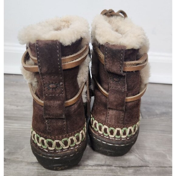Ugg Women's Sz.6  Brown Cove 5178 Suede Fur Ankle Winter Boot - Picture 3 of 7